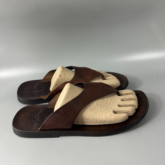 Sandals_&_Flip_Flops